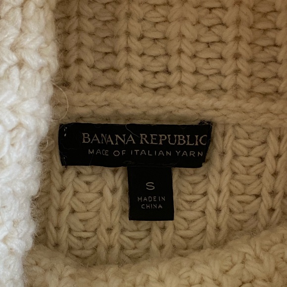 Cream turtleneck sweater - great quality - Picture 3 of 3